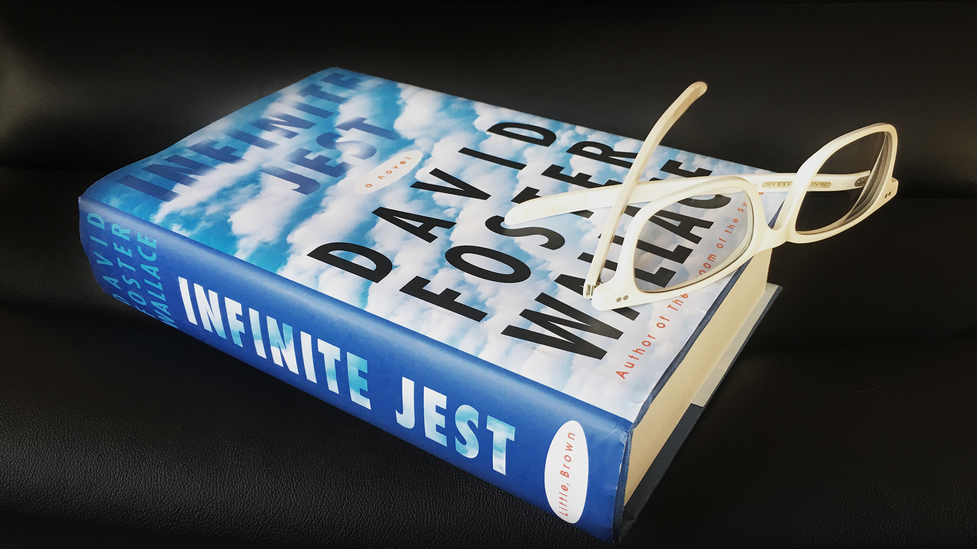 Infinite Jest by David Foster Wallace, Paperback | Pangobooks